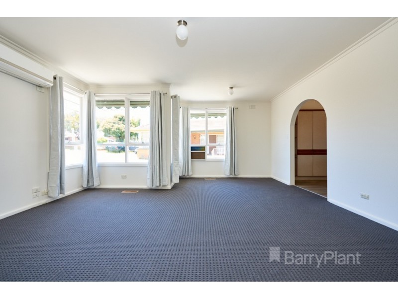 30 Dangerfield Drive, Springvale South VIC 3172