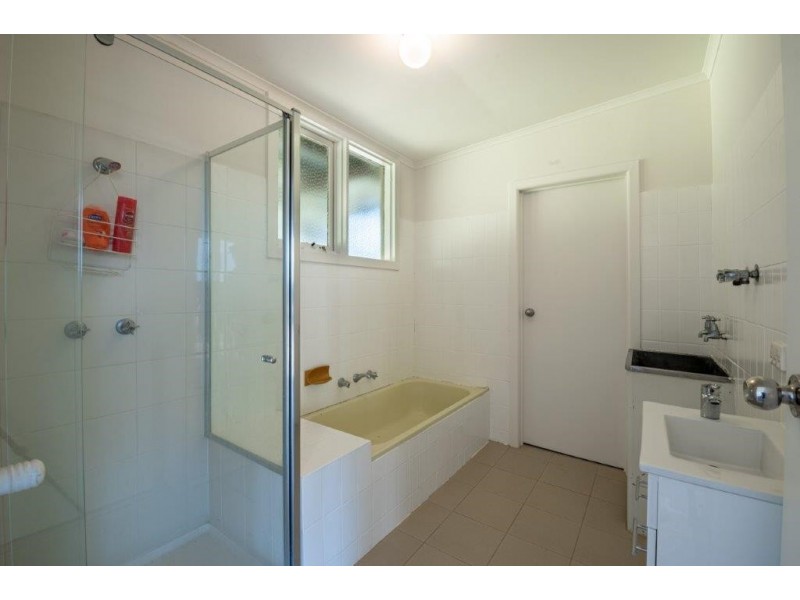 59 Phillip Island Rd, Surf Beach VIC 3922