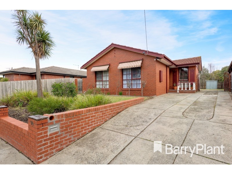 74 Liverpool Drive, Keysborough VIC 3173