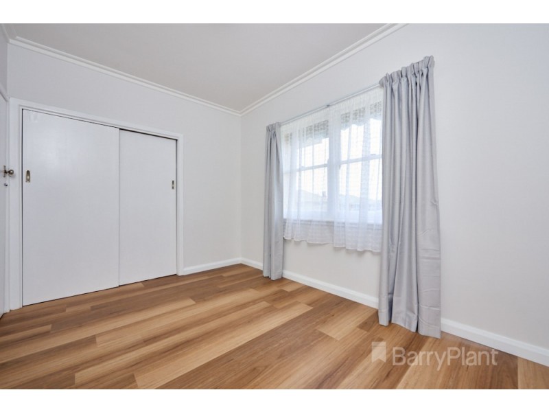 14 Hillcrest Grove, Springvale VIC 3171