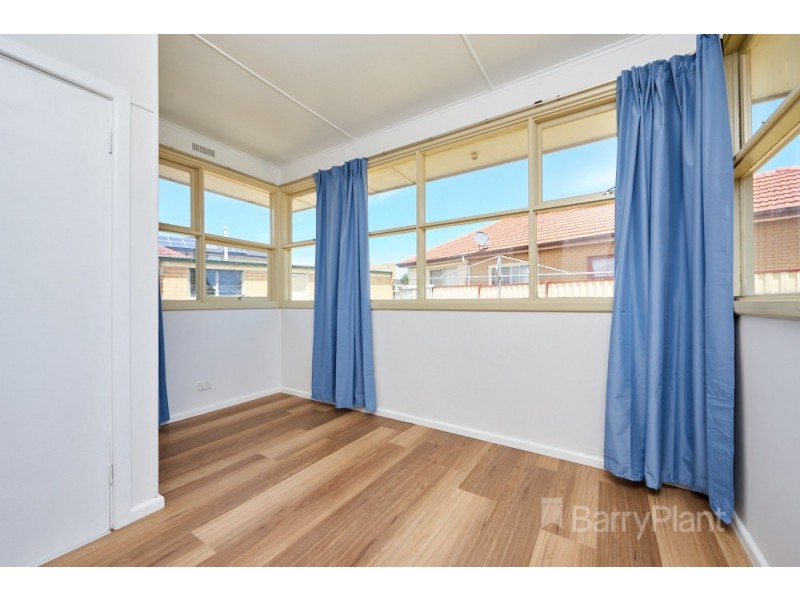 14 Hillcrest Grove, Springvale VIC 3171