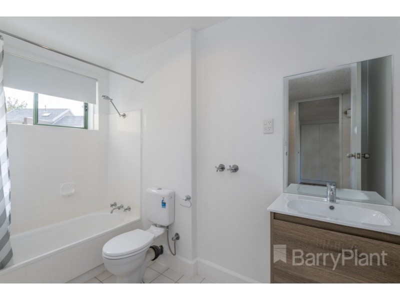 4/4-6 Bettina Street, Clayton VIC 3168