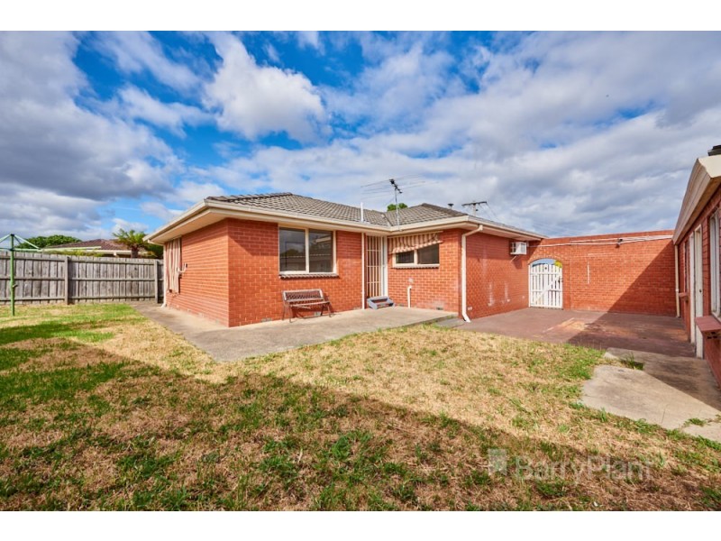 9 Mauchlin Court, Noble Park North VIC 3174