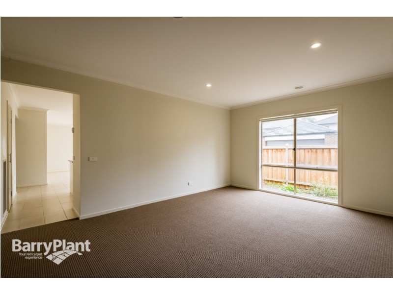 11 Glenfern Street, Keysborough VIC 3173