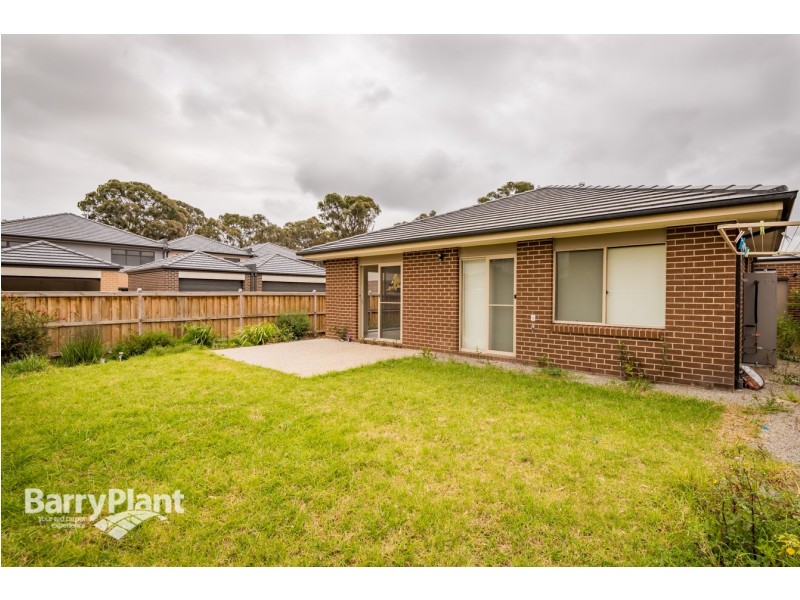 11 Glenfern Street, Keysborough VIC 3173