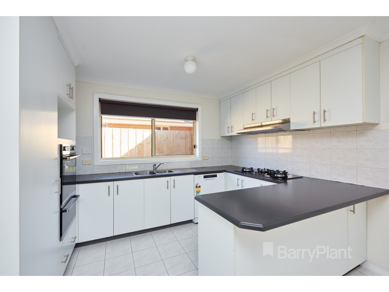 2 Viewside Way, Hampton Park VIC 3976