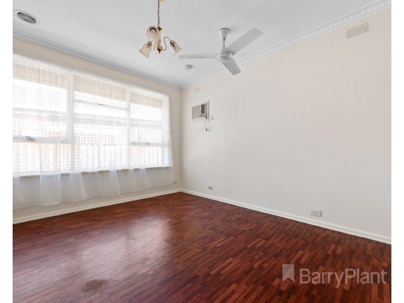 17 Taranto Drive, Noble Park VIC 3174