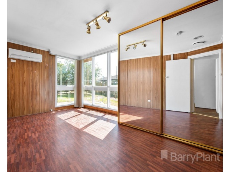 17 Taranto Drive, Noble Park VIC 3174