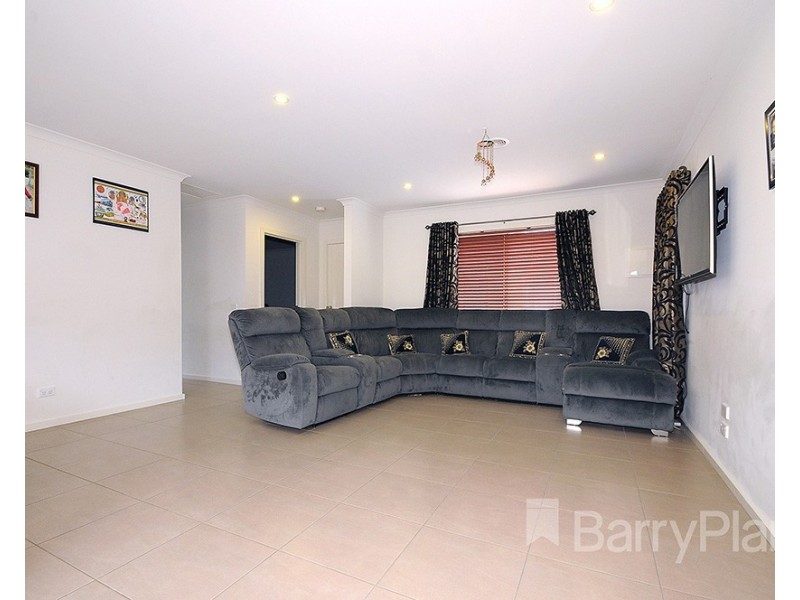 24/43-47 Doveton Avenue, Eumemmerring VIC 3177