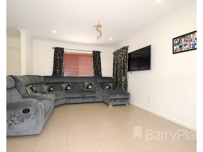 24/43-47 Doveton Avenue, Eumemmerring VIC 3177