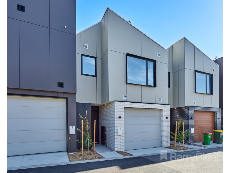 11 Orchid Drive, Keysborough VIC 3173