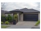 8 Platt Close, Pakenham VIC 3810