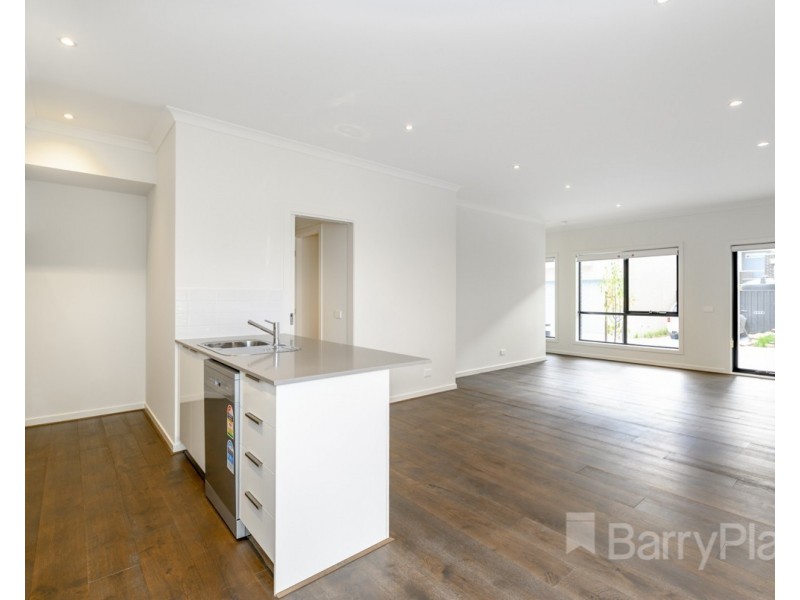 7 Floss Court, Keysborough VIC 3173