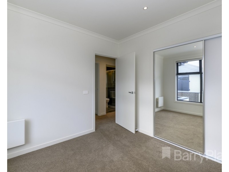 7 Floss Court, Keysborough VIC 3173