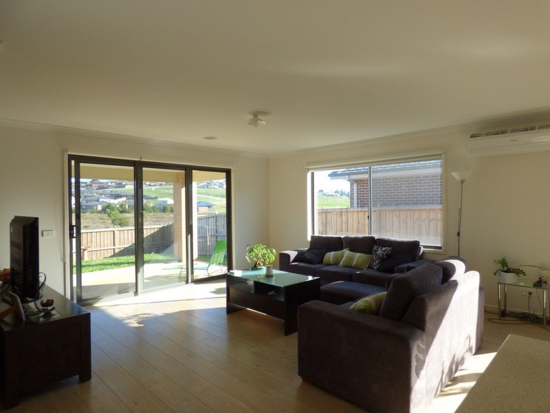39 Empire Avenue, Drouin VIC 3818