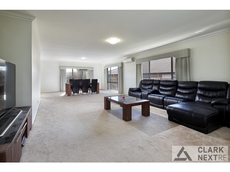 2/14 Banksia Court, Warragul VIC 3820