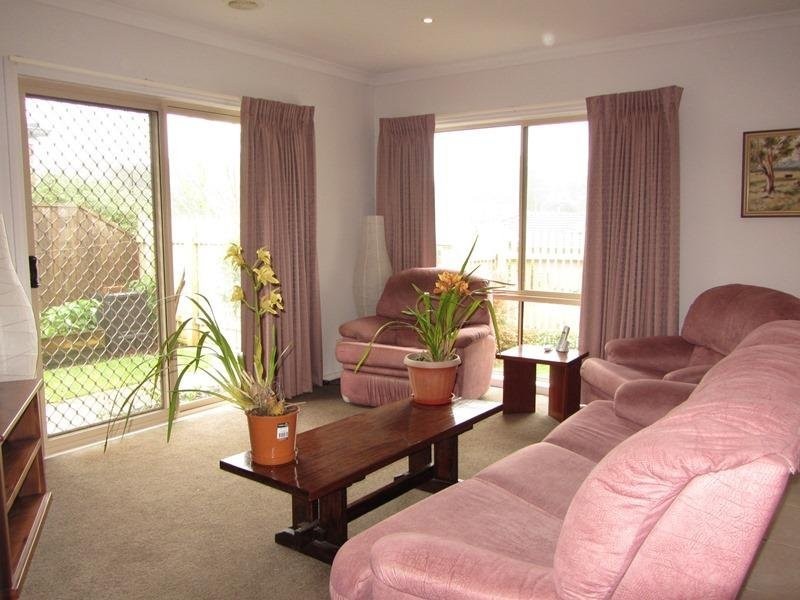 13 Rivendale Crescent, Drouin VIC 3818