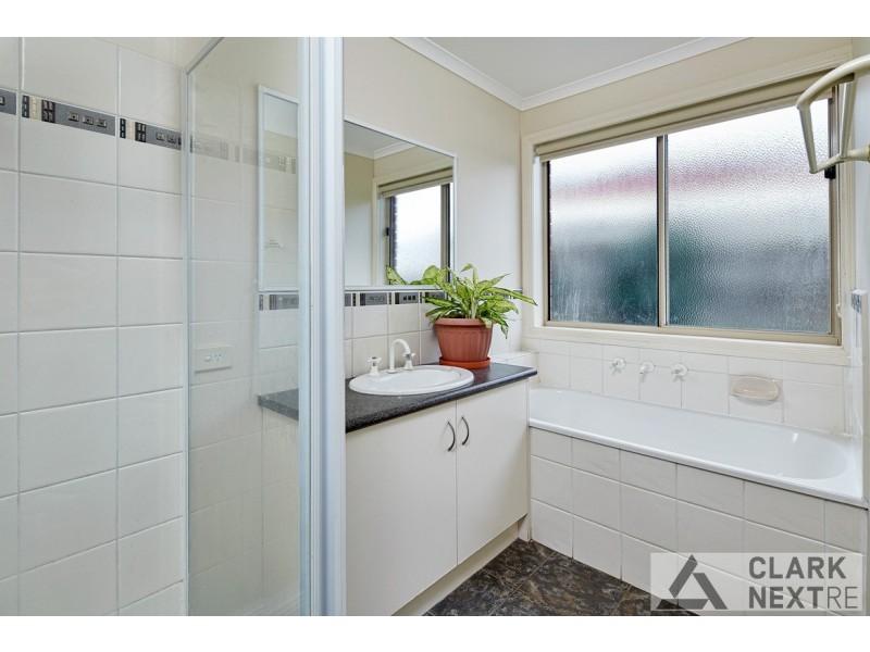 23 Hamilton Drive, Warragul VIC 3820