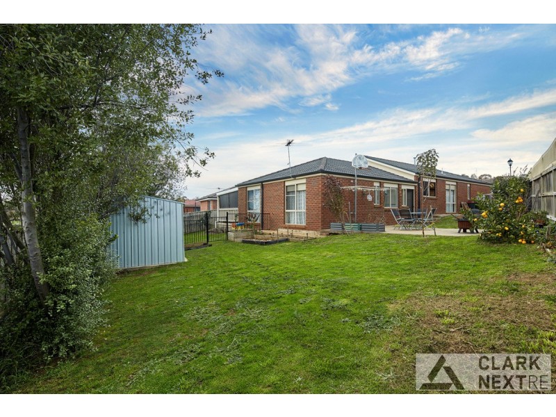23 Hamilton Drive, Warragul VIC 3820