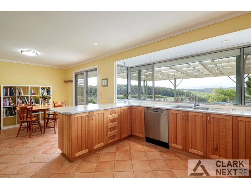 1430 Bloomfield Road, Crossover VIC 3821