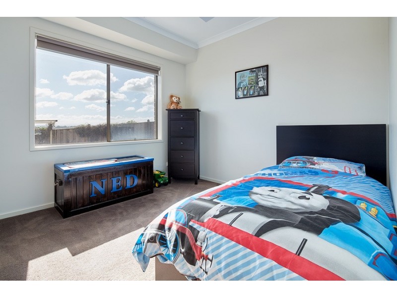 11 Warwick Way, Drouin VIC 3818