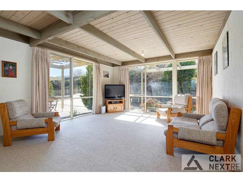 16 Oak Court, Warragul VIC 3820