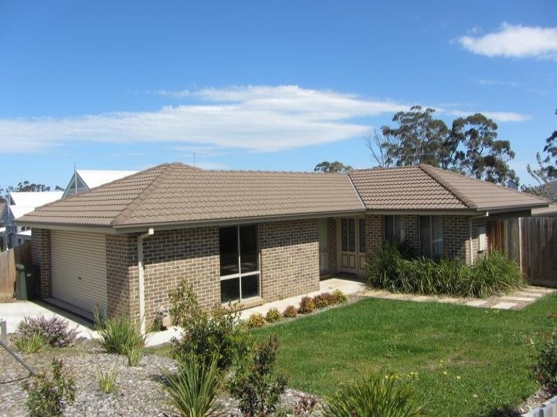 18 Richie Court, Drouin VIC 3818