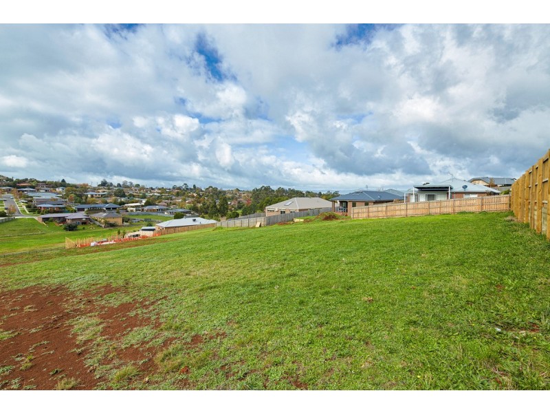 13 Jacaranda Court, Warragul VIC 3820