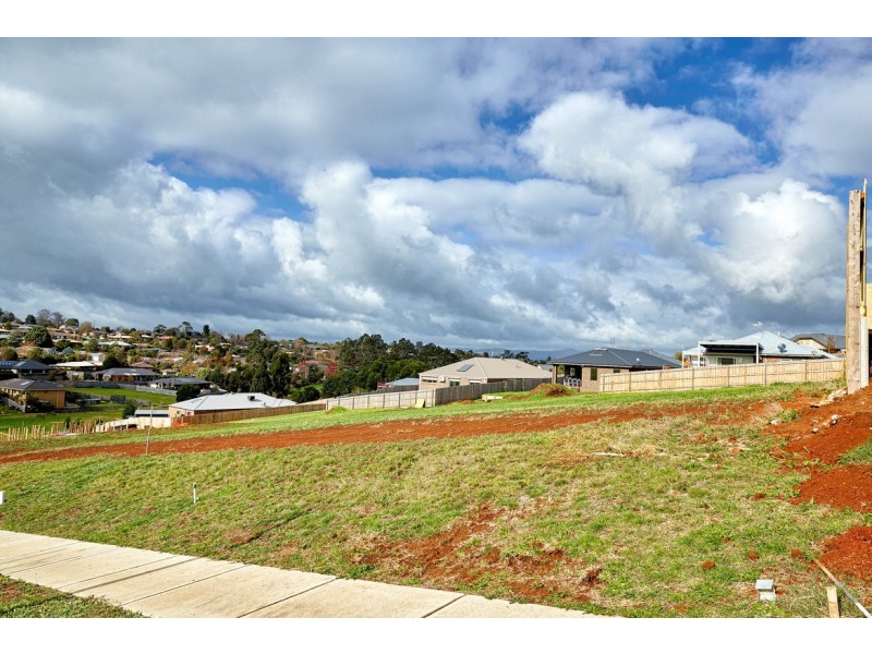 13 Jacaranda Court, Warragul VIC 3820