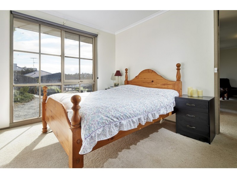 4/16 Hayes Drive, Warragul VIC 3820