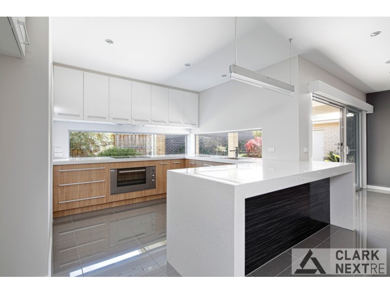 6 Silverwood Drive, Warragul VIC 3820