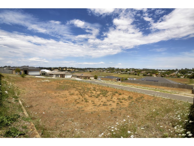 21 Todman Street, Drouin VIC 3818