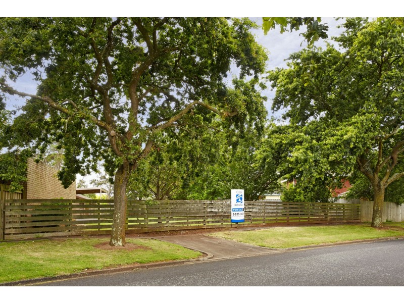 1A Lindsay Street, Drouin VIC 3818