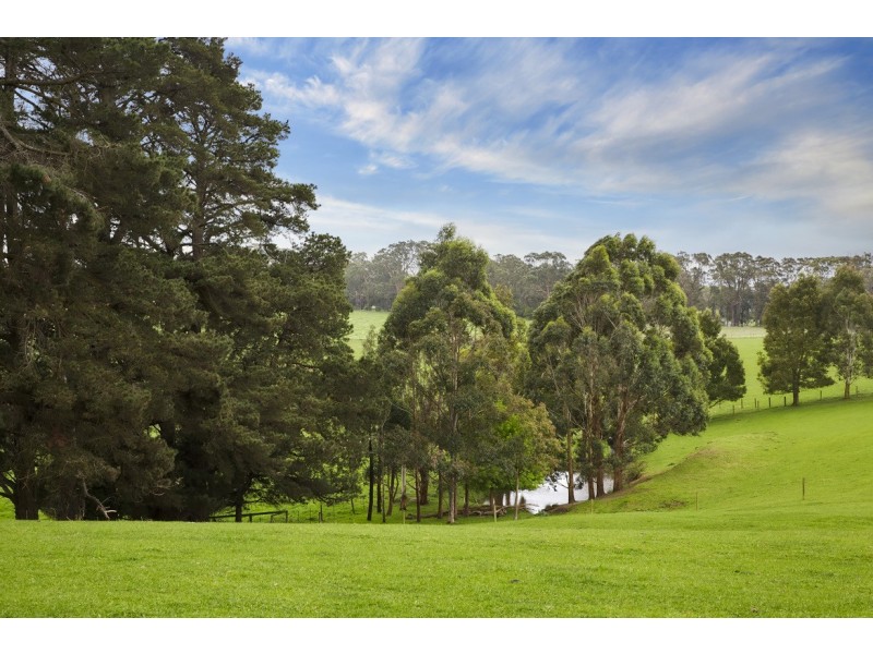 870 Main South Road, Drouin South VIC 3818