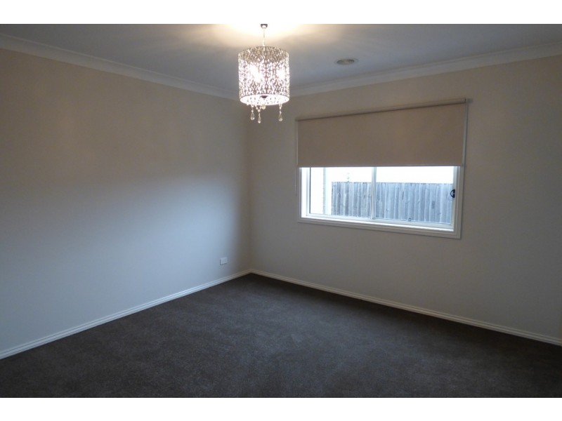 5 Ajax Street, Drouin VIC 3818