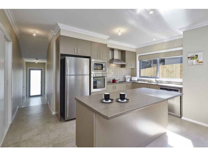 1-5/128 Albert Road, Warragul VIC 3820