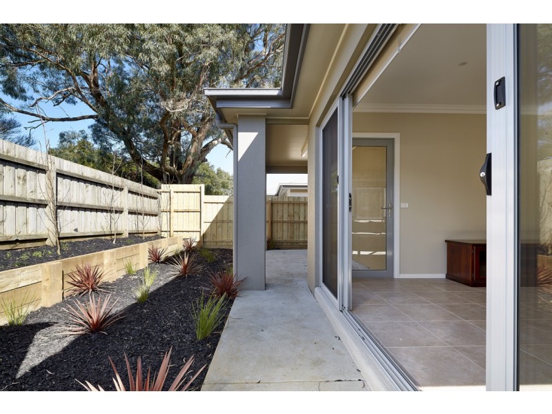 1-5/128 Albert Road, Warragul VIC 3820