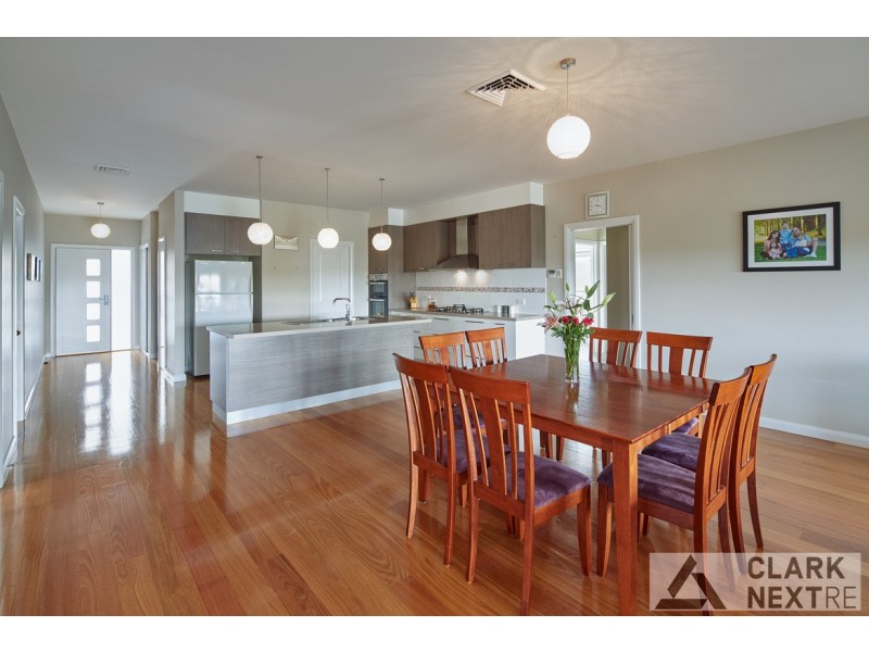 30 Glendon Drive, Warragul VIC 3820