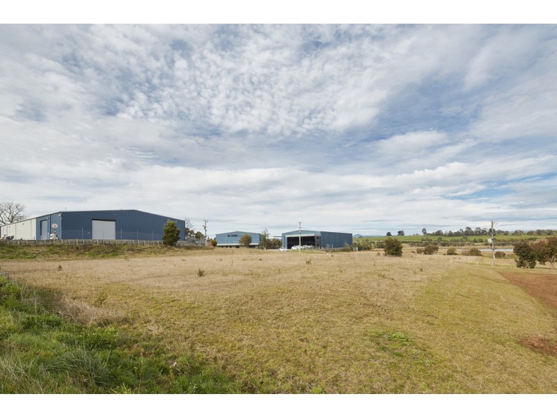 7 – 8 Neilson Court, Warragul VIC 3820