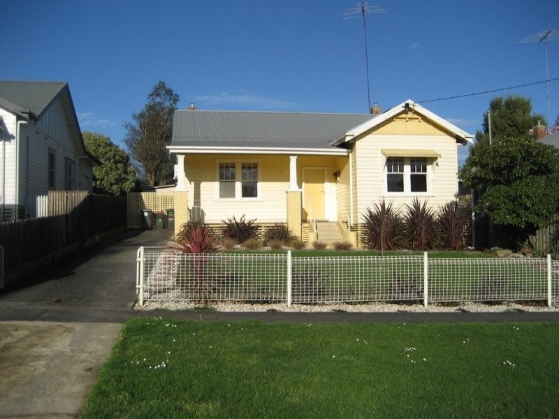 22 Gladstone Street, Warragul VIC 3820