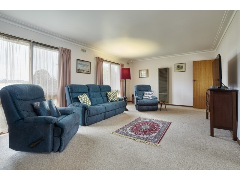 14 Rangeview Street, Warragul VIC 3820