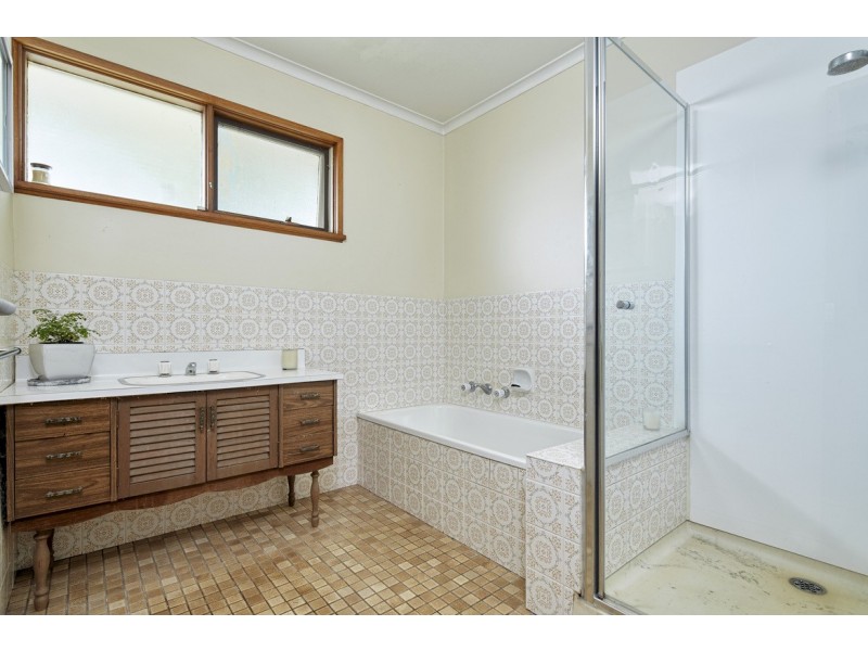 14 Rangeview Street, Warragul VIC 3820