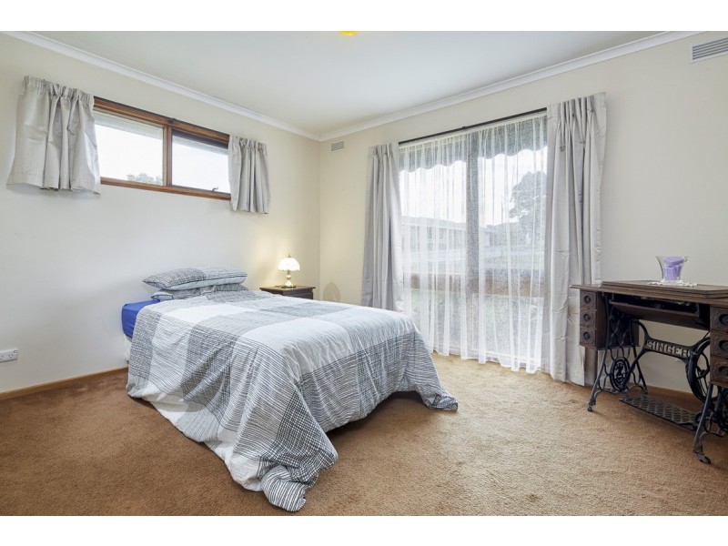 14 Rangeview Street, Warragul VIC 3820