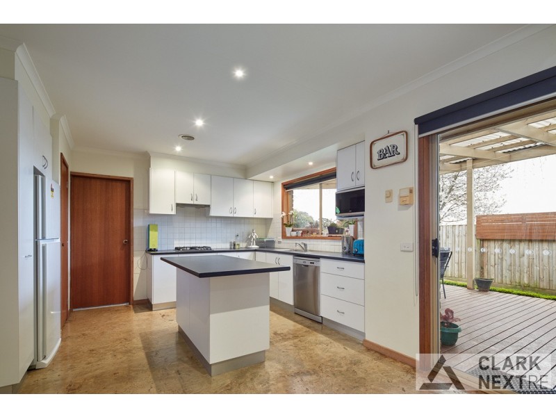 19 Hopetoun Road, Drouin VIC 3818