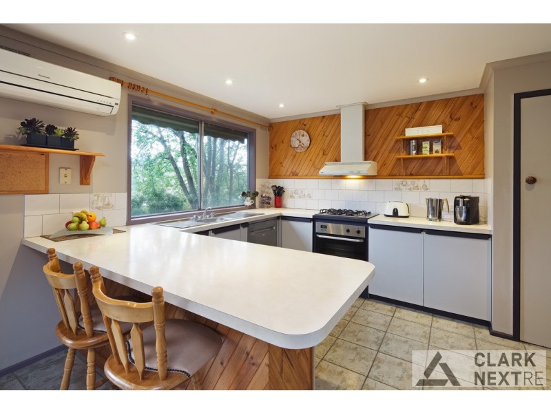 881 Princes Way, Drouin VIC 3818