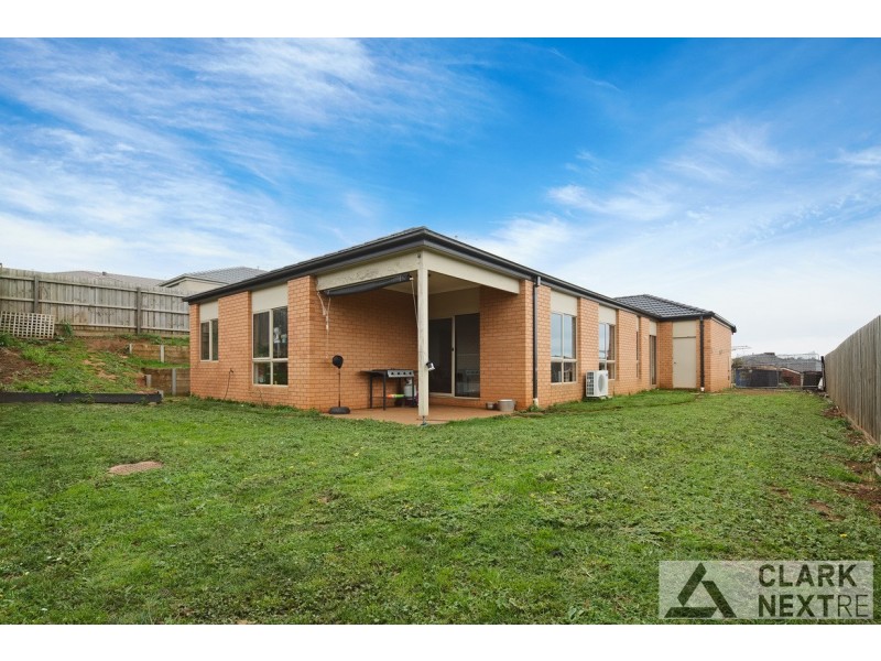 21 Ajax Street, Drouin VIC 3818