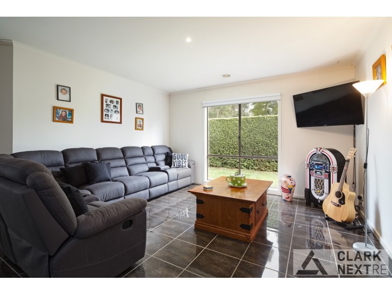 7 Rulemount Road, Warragul VIC 3820