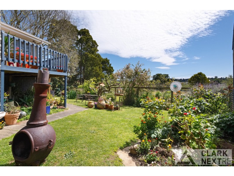 23-25 Biram Drive, Warragul VIC 3820