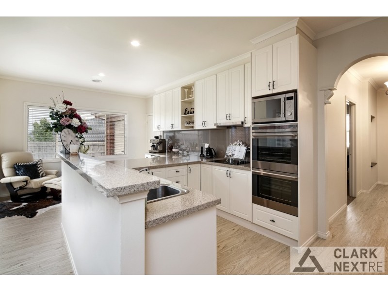 8 Casmil Court, Warragul VIC 3820