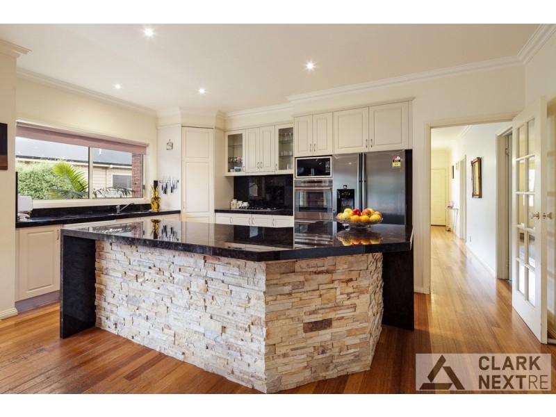 12 Dawson Drive, Warragul VIC 3820